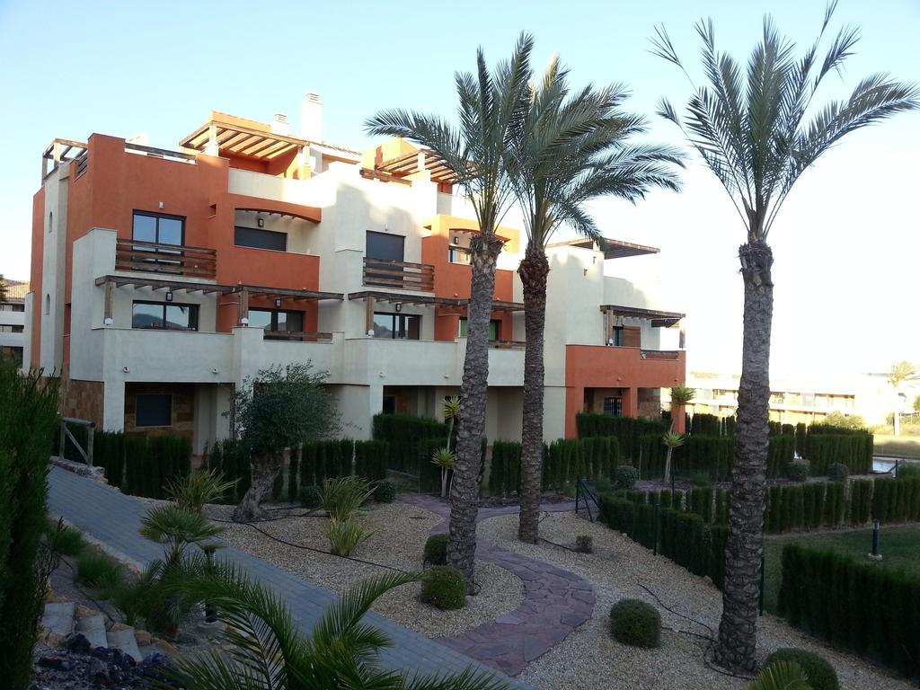Apartamento Unifamiliar Golf Vera Urb Privada Y Tranquila Phòng bức ảnh